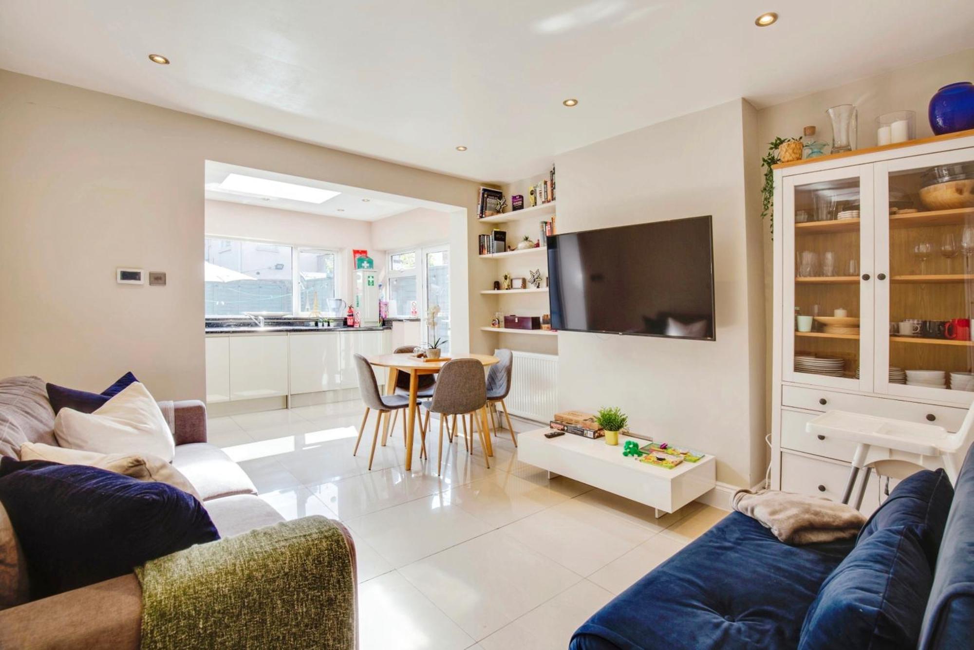 Lovely 2 Bedroom Ground Floor Flat With Garden. Λονδίνο Εξωτερικό φωτογραφία